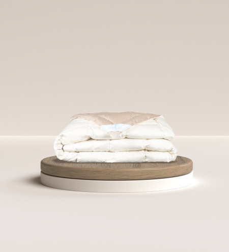Mild winter quilt Arcobaleno 90% European goose down| Piumarte